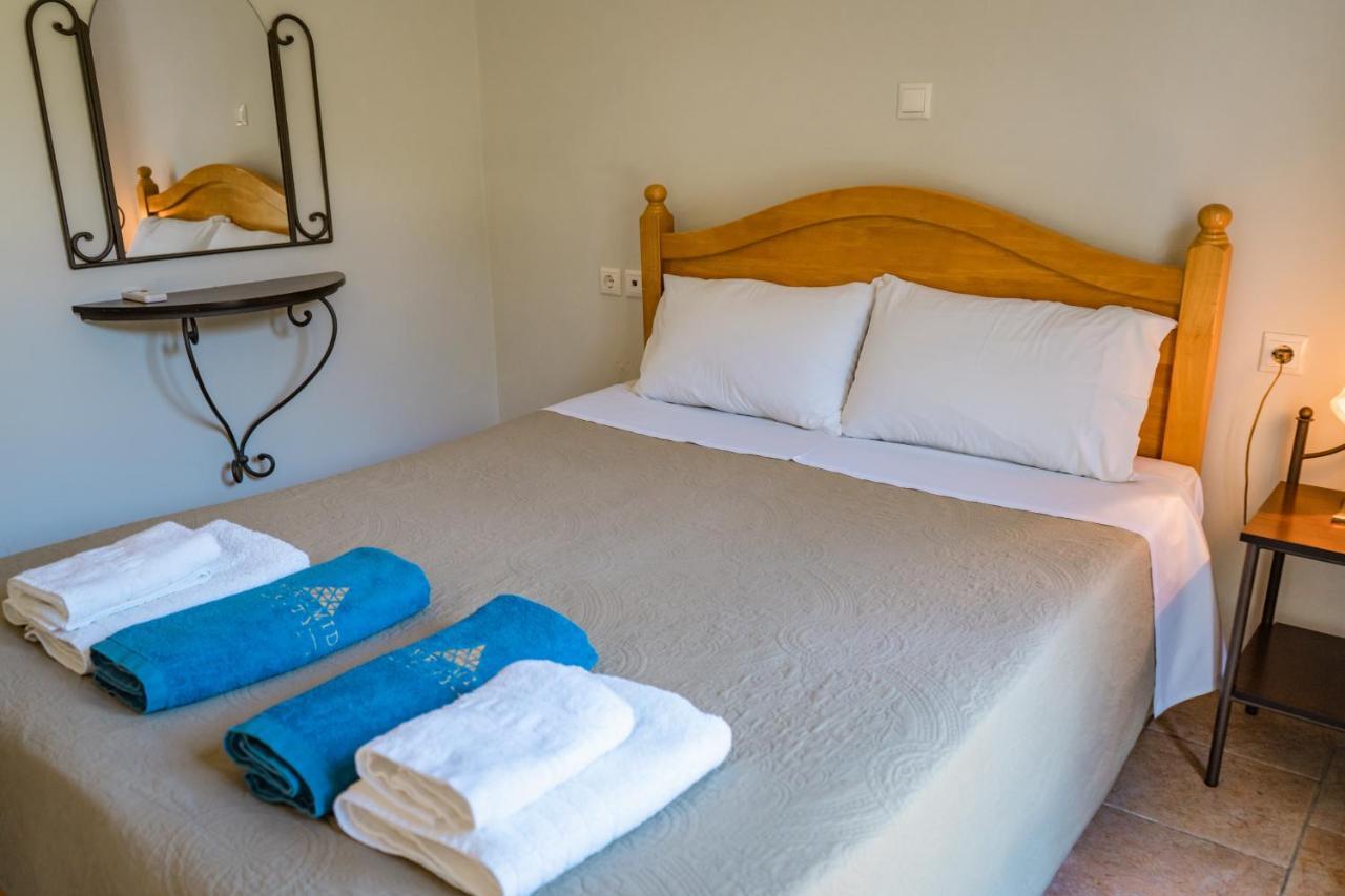 Pyramid City Villas Agios Spyridon  エクステリア 写真