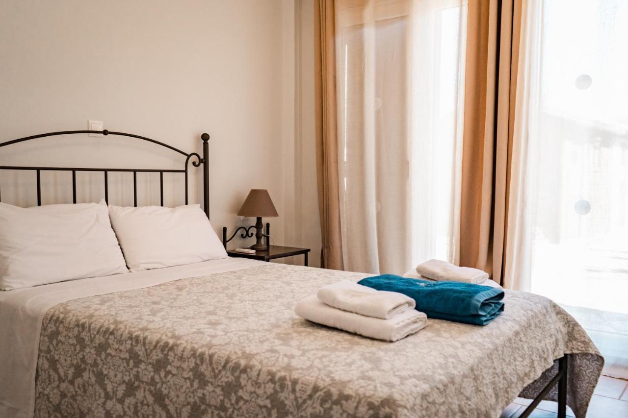 Pyramid City Villas Agios Spyridon  エクステリア 写真