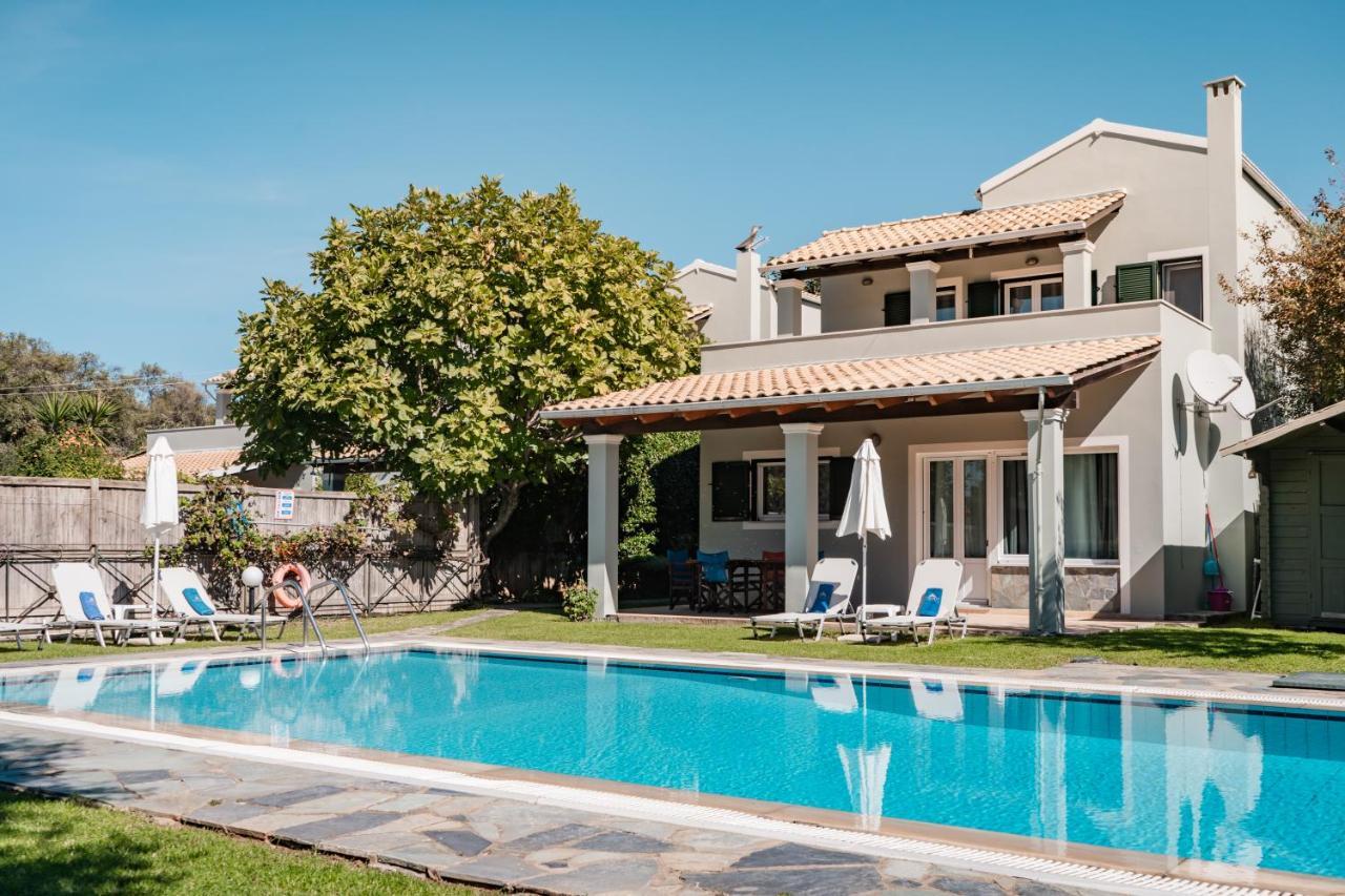 Pyramid City Villas Agios Spyridon  エクステリア 写真
