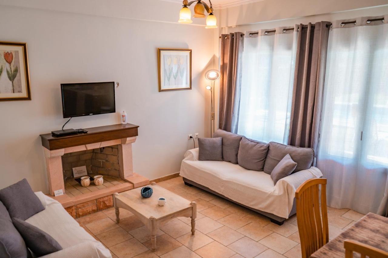 Pyramid City Villas Agios Spyridon  エクステリア 写真