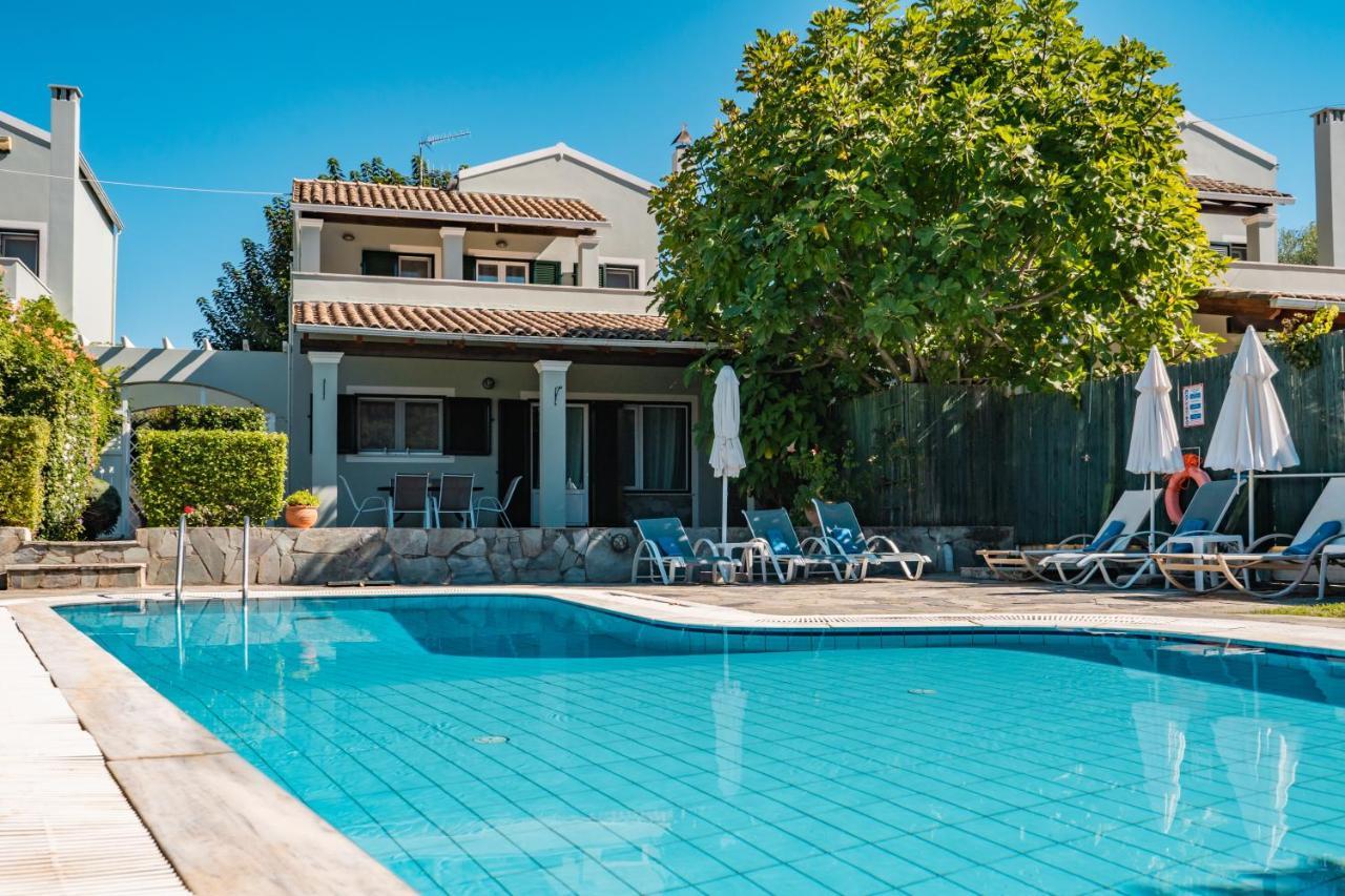 Pyramid City Villas Agios Spyridon  エクステリア 写真